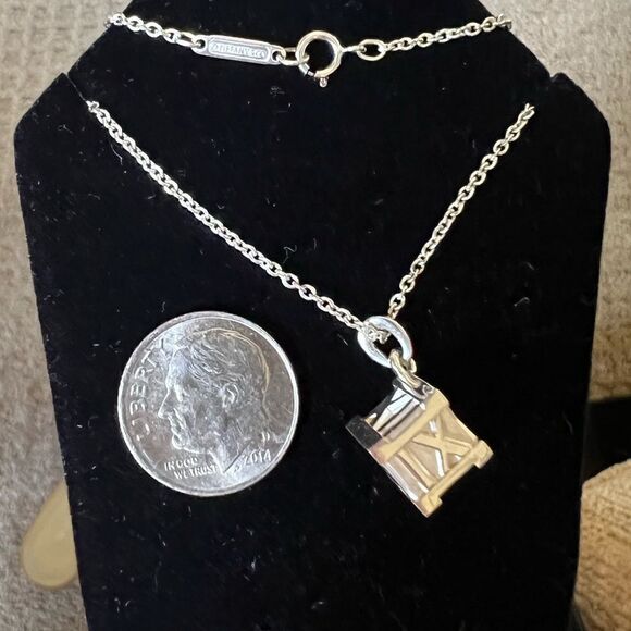 Tiffany & Co. Atlas cube necklace!!! - Picture 8 of 8